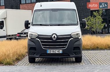 Вантажний фургон Renault Master 2021 в Рівному