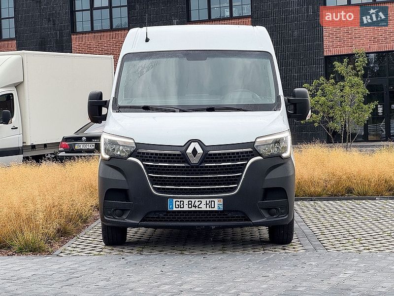 Вантажний фургон Renault Master 2021 в Рівному
