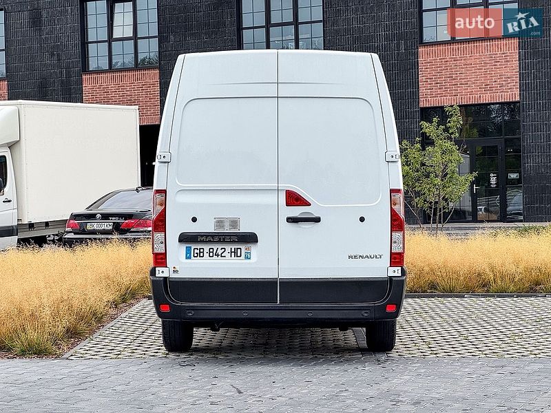 Вантажний фургон Renault Master 2021 в Рівному