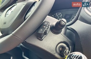 Вантажний фургон Renault Master 2021 в Рівному