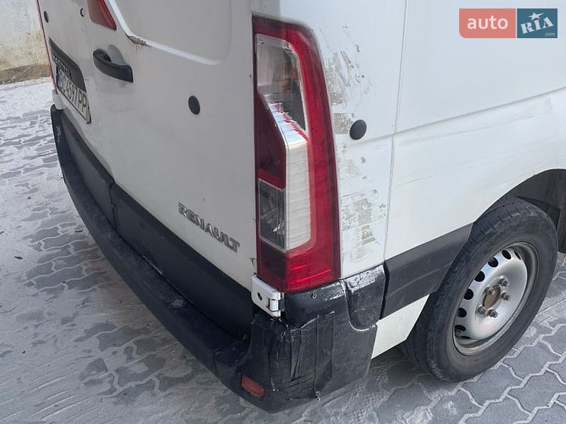 Грузовой фургон Renault Master 2016 в Львове