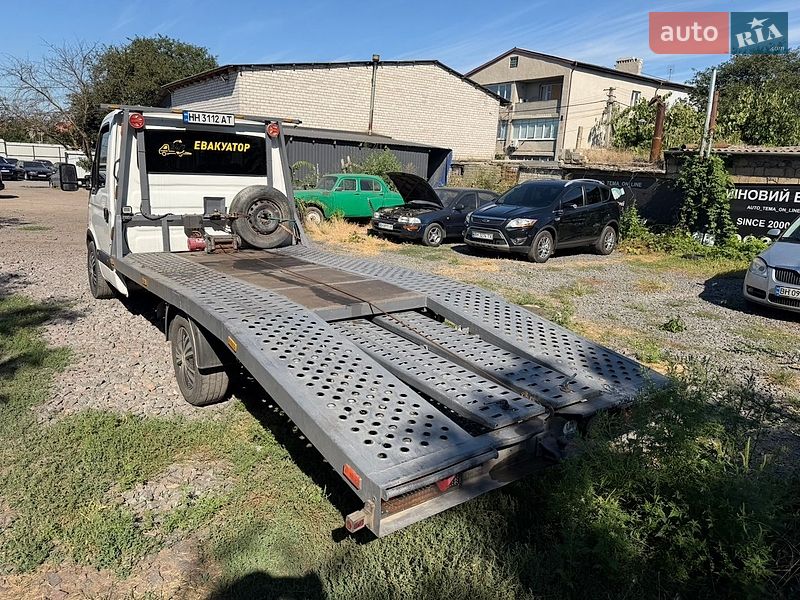 Эвакуатор Renault Master 2005 в Одессе