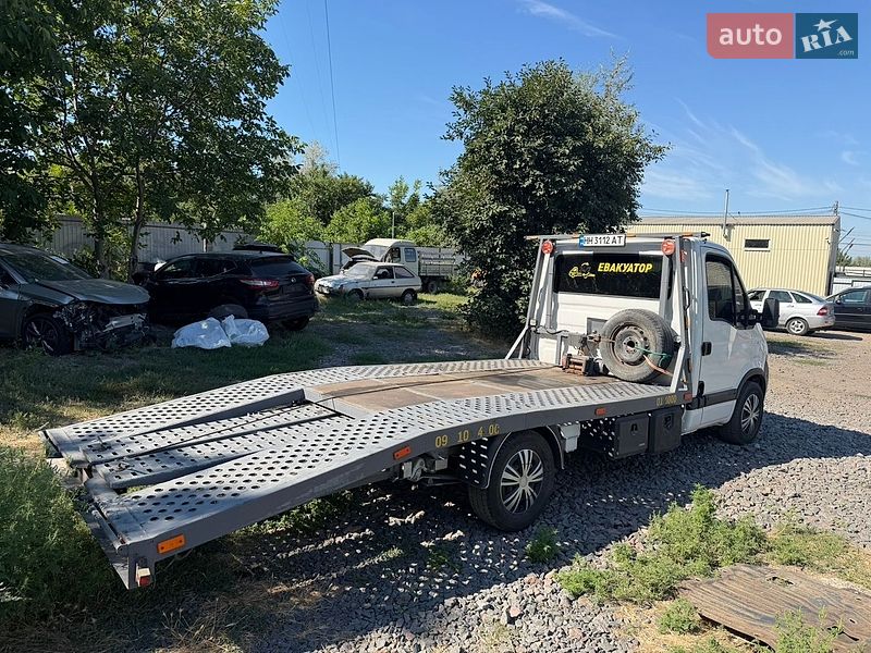 Эвакуатор Renault Master 2005 в Одессе