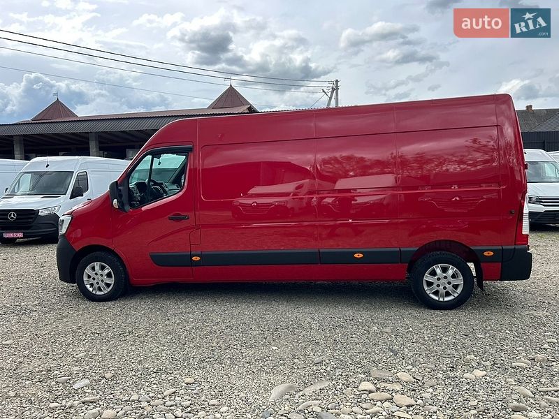 Грузовой фургон Renault Master 2024 в Хусте