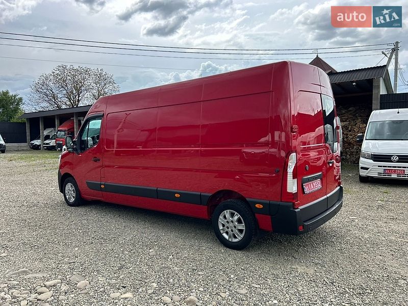 Грузовой фургон Renault Master 2024 в Хусте