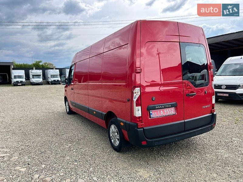 Грузовой фургон Renault Master 2024 в Хусте
