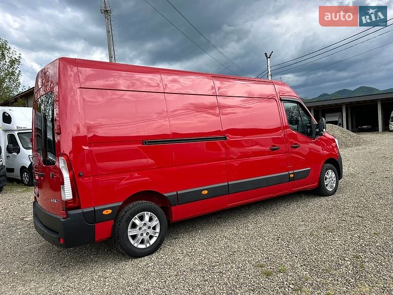 Грузовой фургон Renault Master 2024 в Хусте