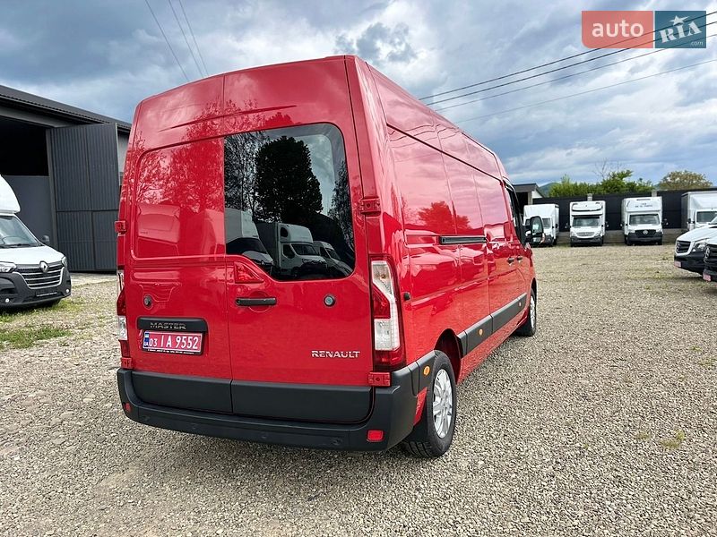 Грузовой фургон Renault Master 2024 в Хусте