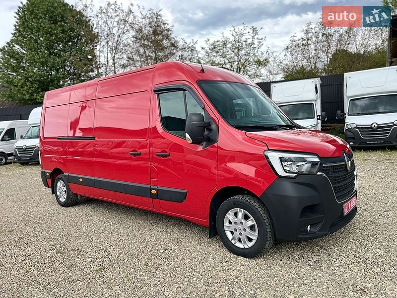 Грузовой фургон Renault Master 2024 в Хусте