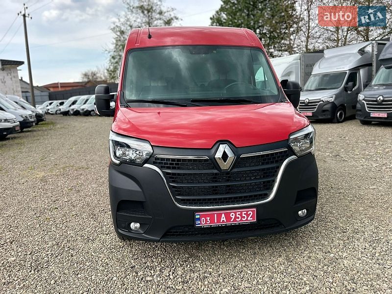 Грузовой фургон Renault Master 2024 в Хусте
