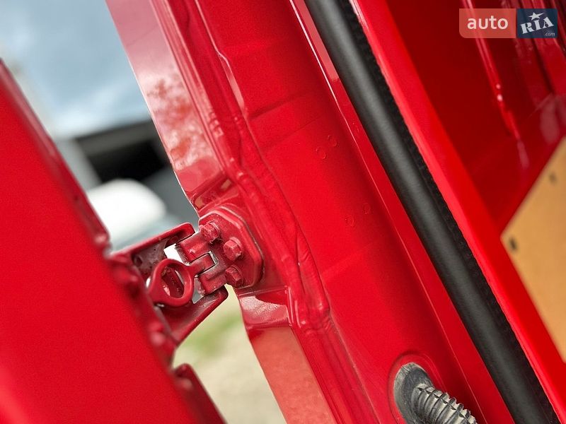 Грузовой фургон Renault Master 2024 в Хусте