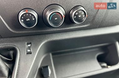 Грузовой фургон Renault Master 2024 в Хусте