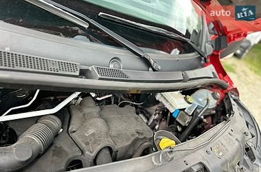 Грузовой фургон Renault Master 2024 в Хусте