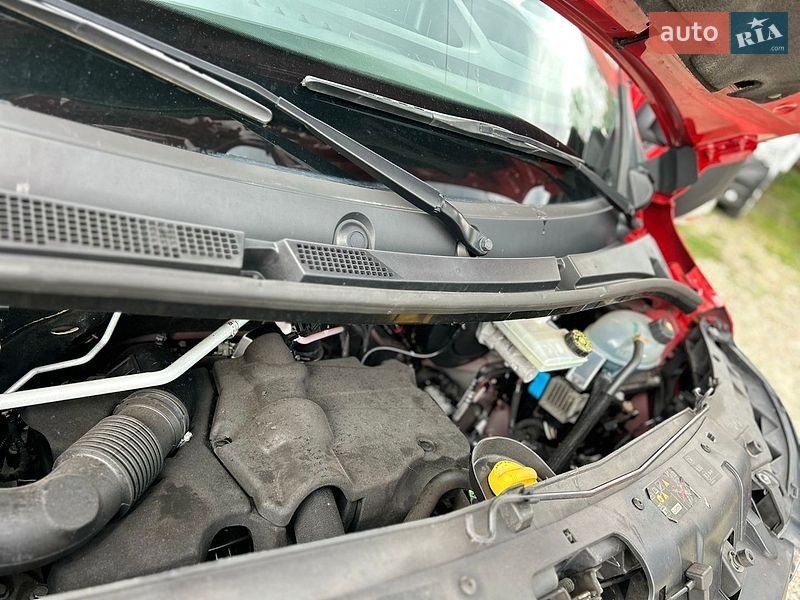 Грузовой фургон Renault Master 2024 в Хусте