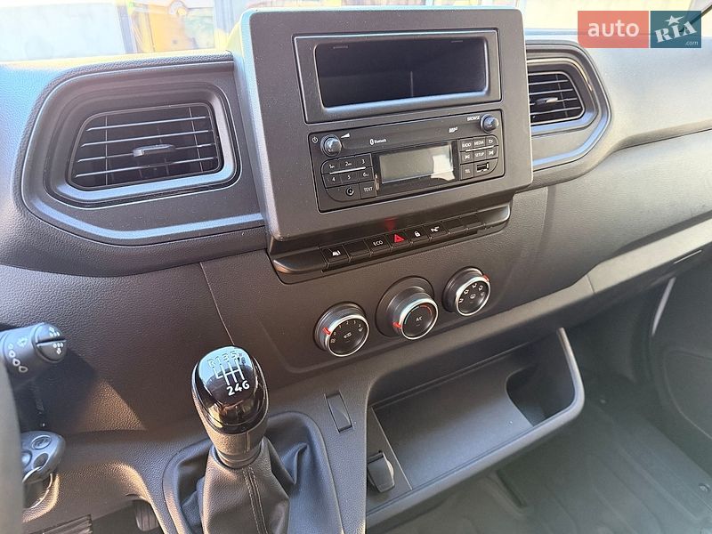 Минивэн Renault Master 2020 в Луцке фото 11 Минивэн Renault Master 2020 в Луцке