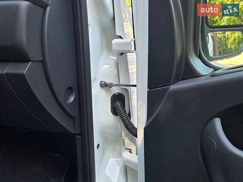 Грузовой фургон Renault Master 2021 в Днепре фото 32 Грузовой фургон Renault Master 2021 в Днепре