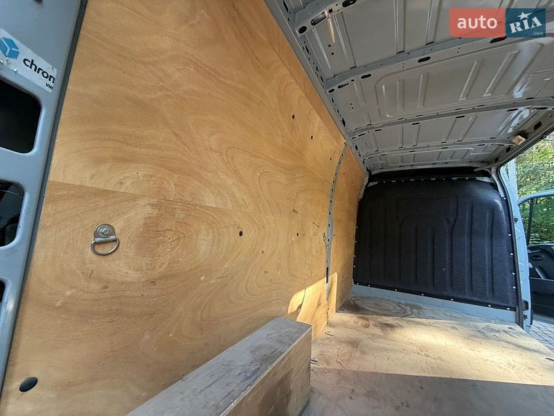 Микроавтобус грузовой (до 3,5т) Renault Master 2015 в Дрогобыче
