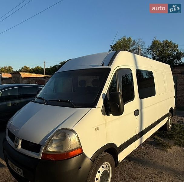Мінівен Renault Master 2004 в Миргороді