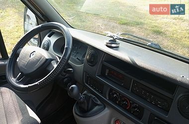 Минивэн Renault Master 2009 в Долине