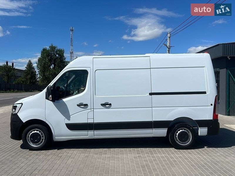 Грузовой фургон Renault Master 2022 в Лопатине