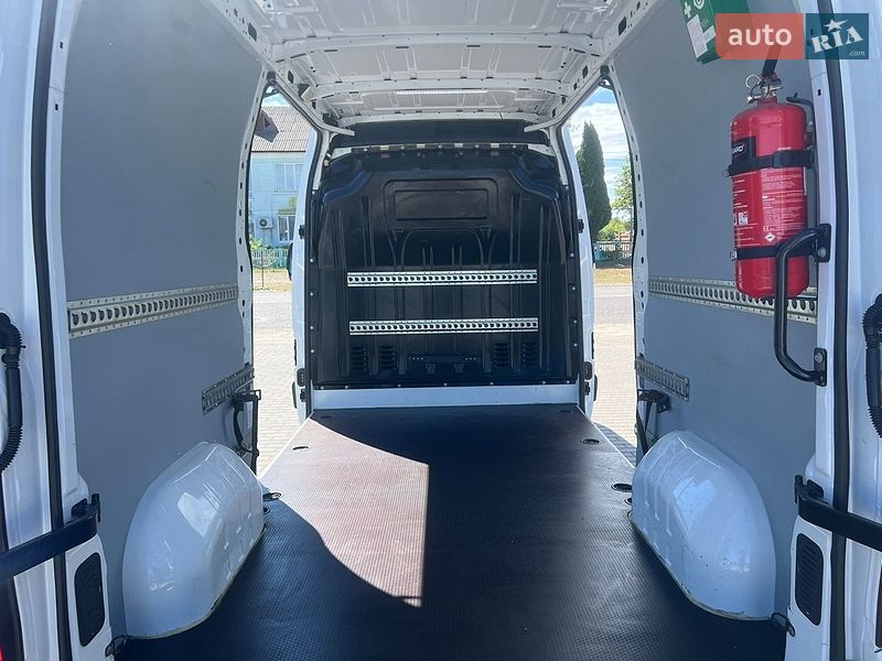 Грузовой фургон Renault Master 2022 в Лопатине
