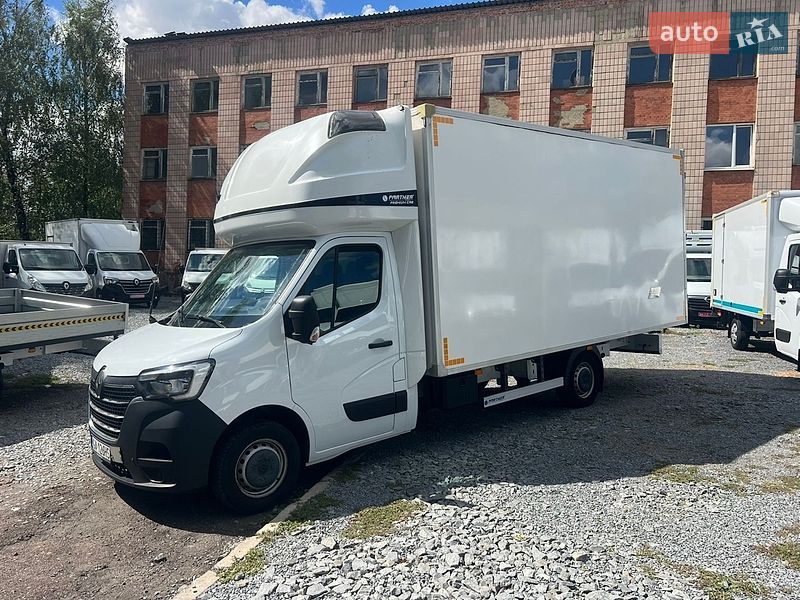 Інші вантажівки Renault Master 2022 в Рівному