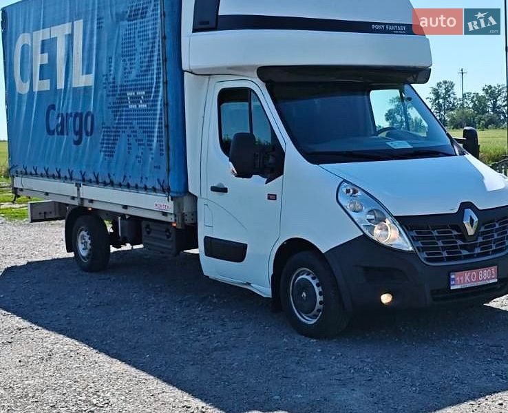 Вантажний фургон Renault Master 2017 в Гребінках