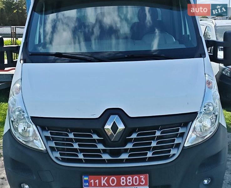 Вантажний фургон Renault Master 2017 в Гребінках
