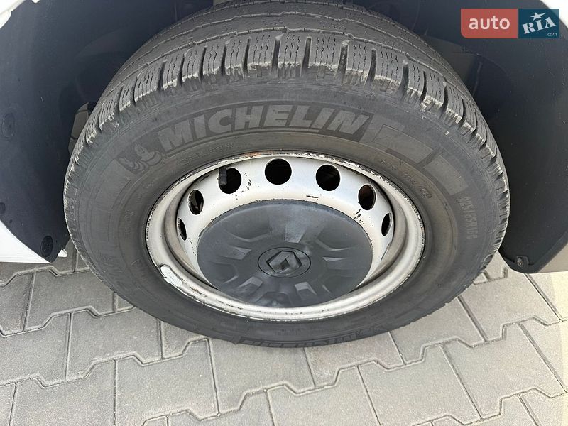 Вантажний фургон Renault Master 2022 в Луцьку