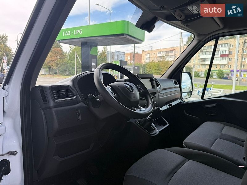 Вантажний фургон Renault Master 2022 в Луцьку