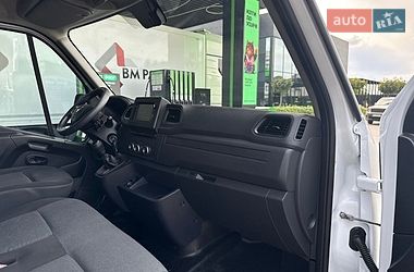 Вантажний фургон Renault Master 2022 в Луцьку