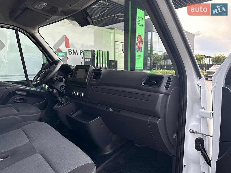 Вантажний фургон Renault Master 2022 в Луцьку