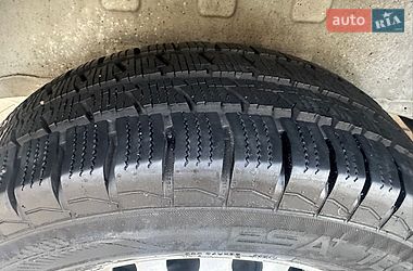 Вантажний фургон Renault Master 2017 в Рівному