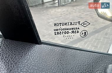 Вантажний фургон Renault Master 2017 в Рівному