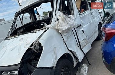 Вантажопасажирський фургон Renault Master 2017 в Києві