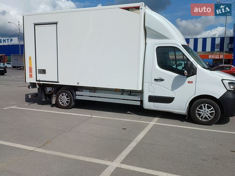 Renault Master 2022
