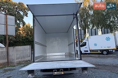 Другие грузовики Renault Master 2018 в Ровно
