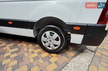 Грузовой фургон Renault Master 2022 в Киеве