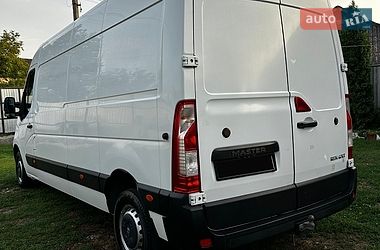 Вантажний фургон Renault Master 2016 в Могилів-Подільському