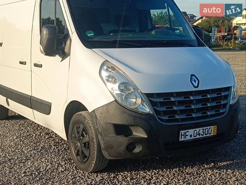 Грузовой фургон Renault Master 2012 в Львове