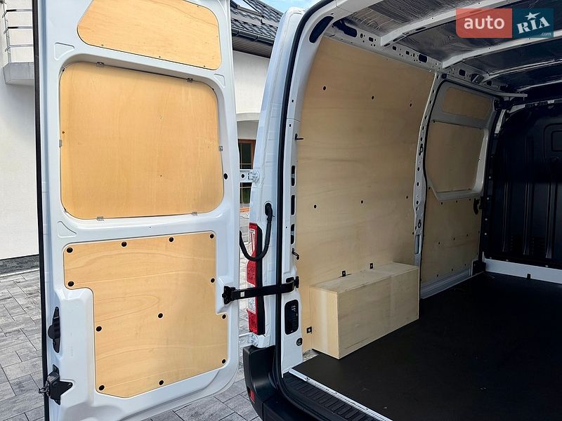 Грузовой фургон Renault Master 2021 в Дубно