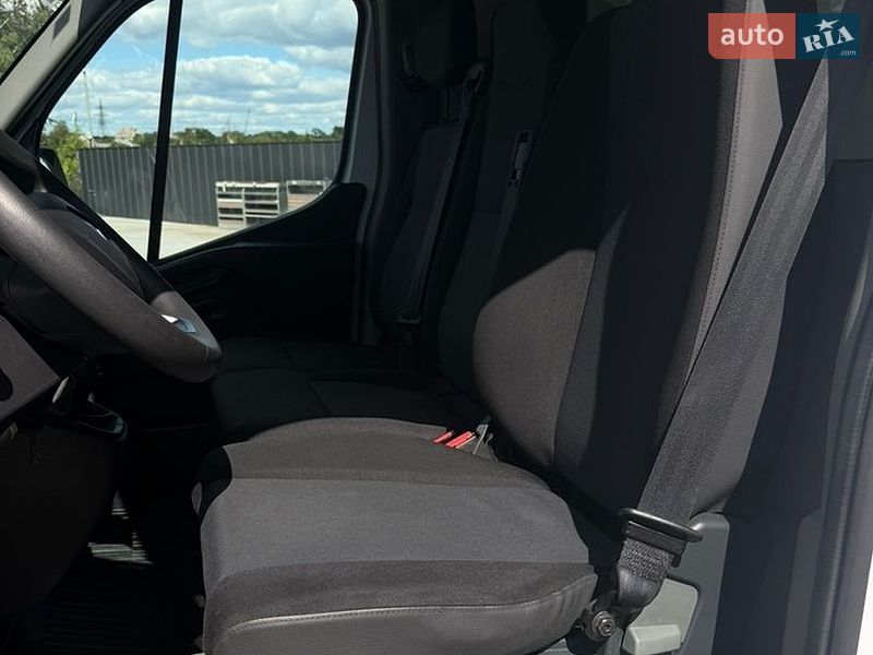 Другие грузовики Renault Master 2022 в Дубно