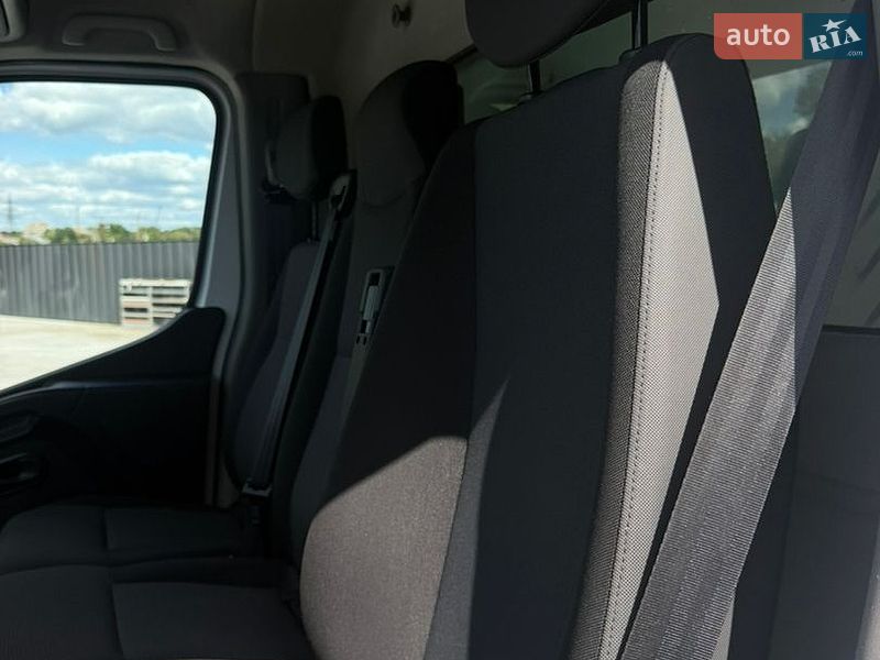 Другие грузовики Renault Master 2022 в Дубно