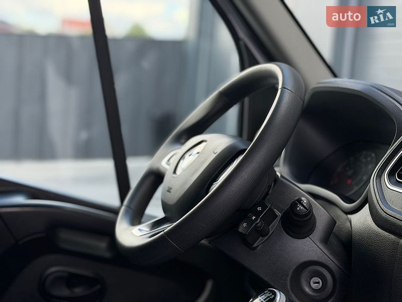 Другие грузовики Renault Master 2022 в Дубно