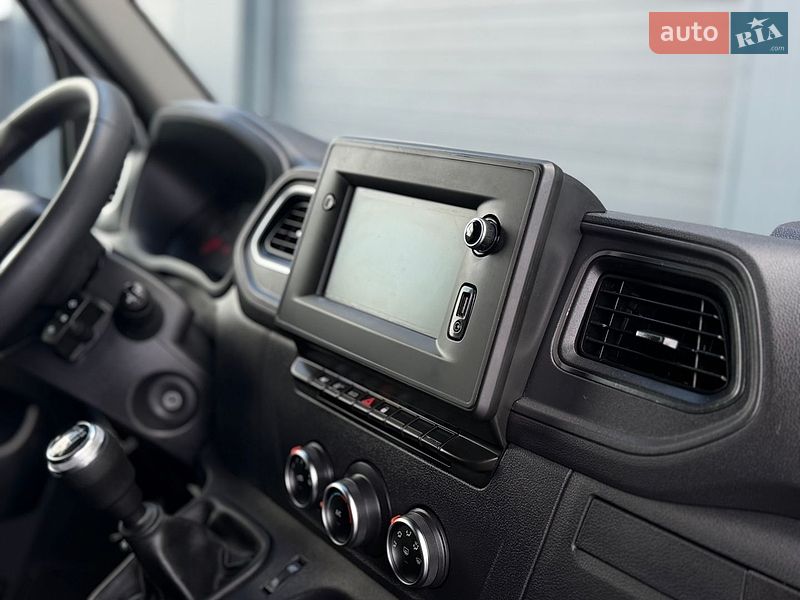Другие грузовики Renault Master 2022 в Дубно