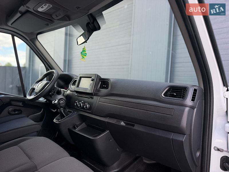 Другие грузовики Renault Master 2022 в Дубно