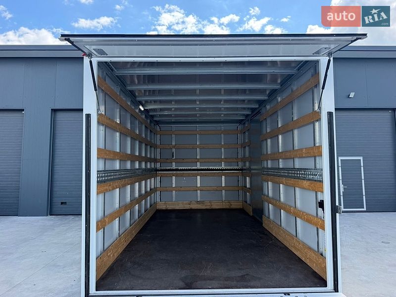 Другие грузовики Renault Master 2022 в Дубно