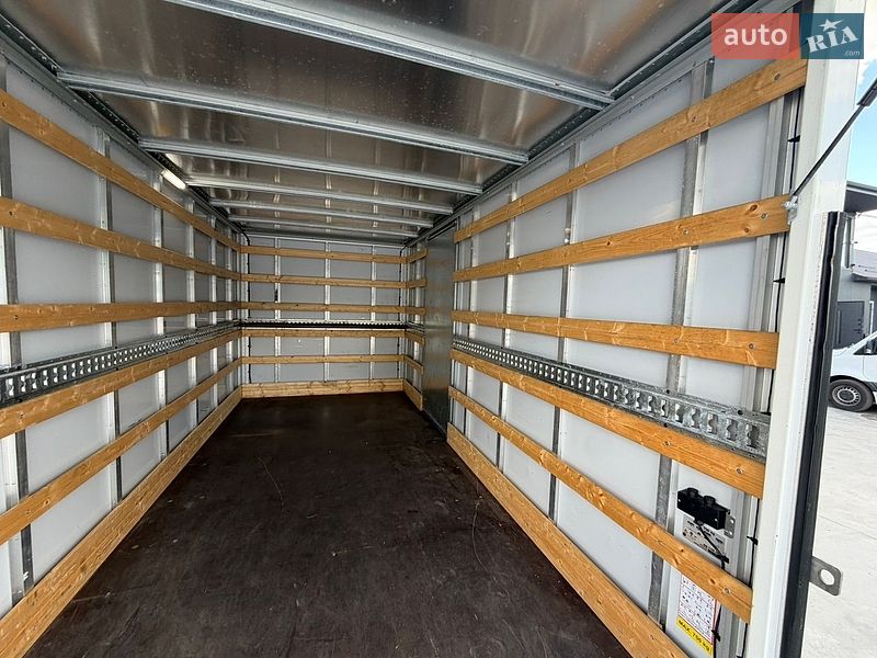 Другие грузовики Renault Master 2022 в Дубно