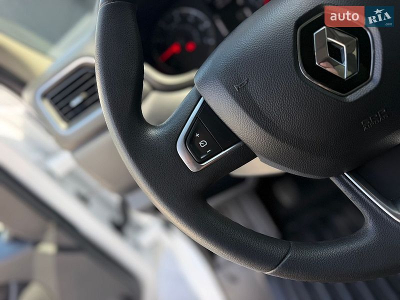 Другие грузовики Renault Master 2022 в Дубно