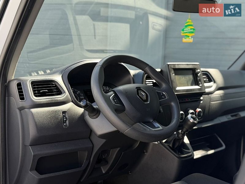 Другие грузовики Renault Master 2022 в Дубно